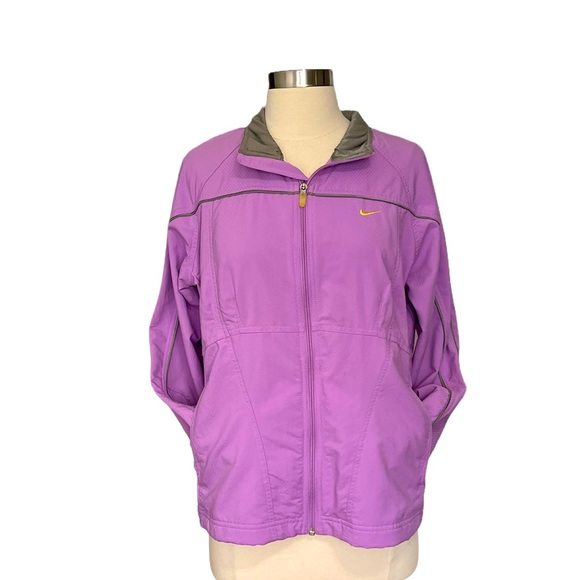 Nike Sphere Dry Women’s Large Zip Up Jacket Purple in Color - Picture 2 of 8